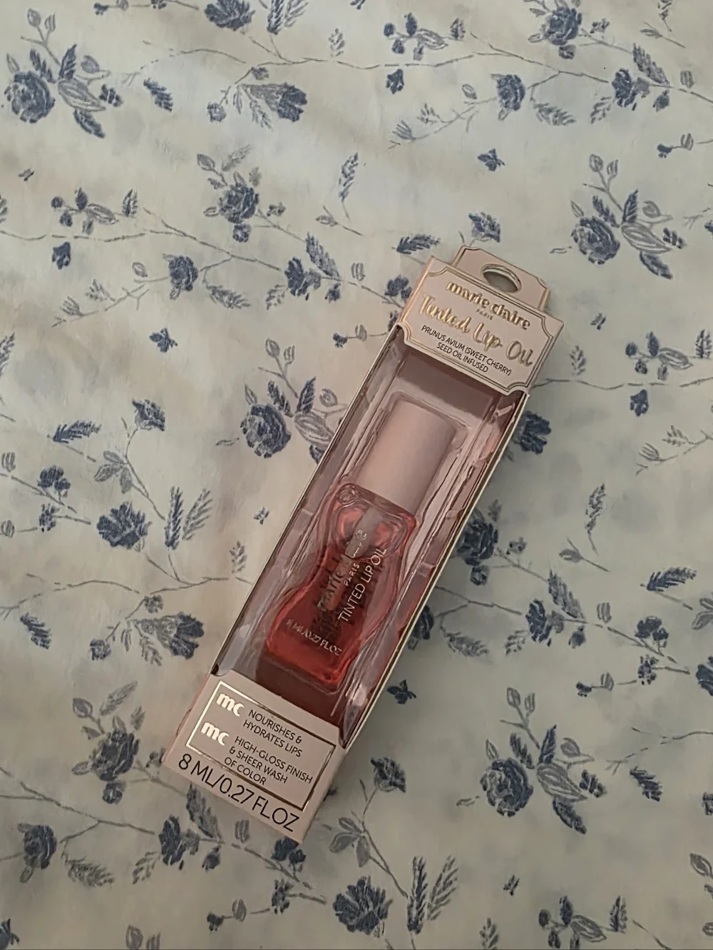 Marie Claire Paris Tinted Lip Oil Cherry, a High-gloss Nourishing Finish